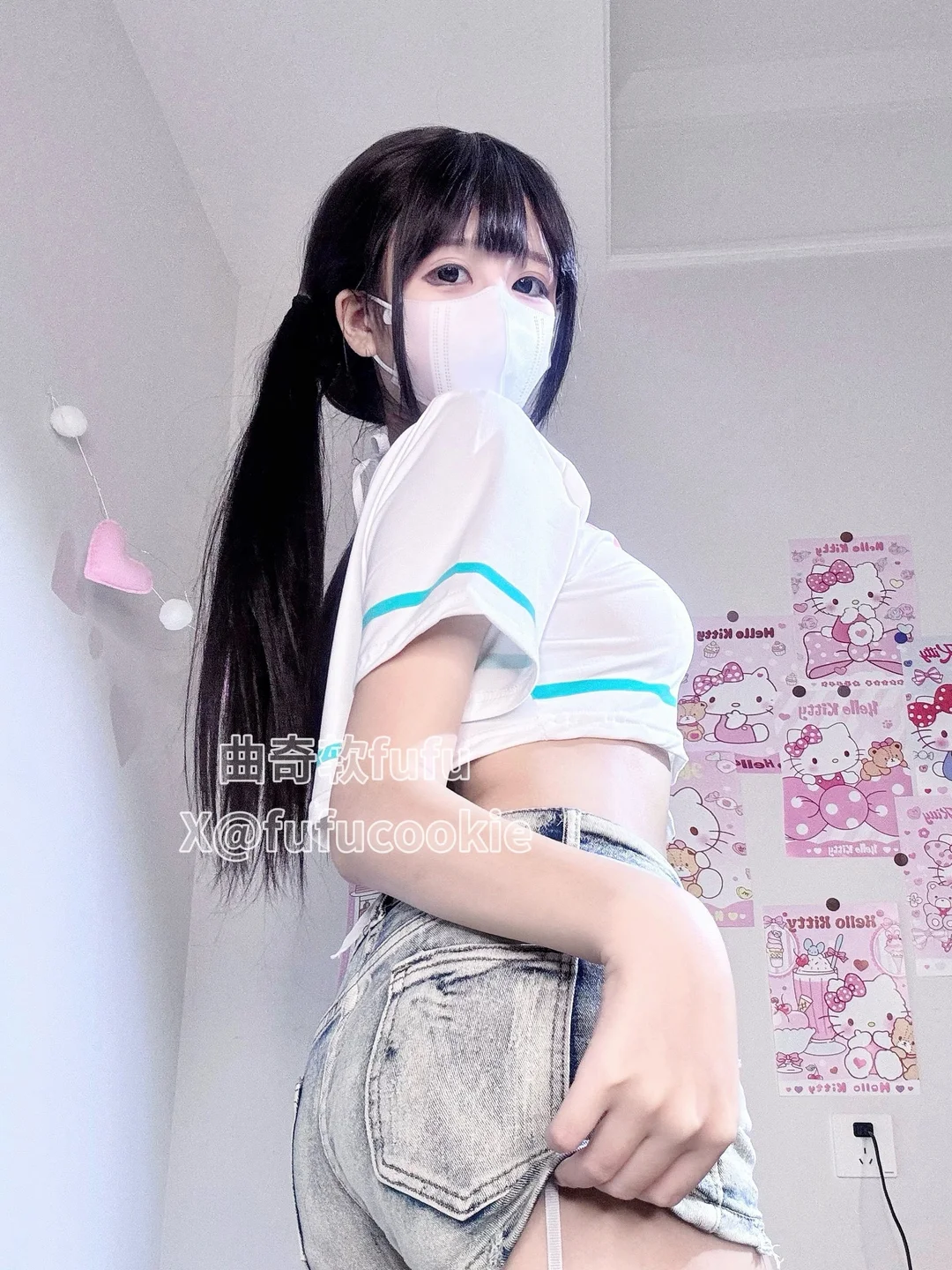 曲奇软fufu - No.004 短T牛仔裤 [53P,2V-119MB] tg@simisebaisi 【丝足阁】051.webp